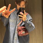 Winwin Instagram - Happy January💙 #ValentinoGaravaniAndPorter @MaisonValentino @pppiccioli