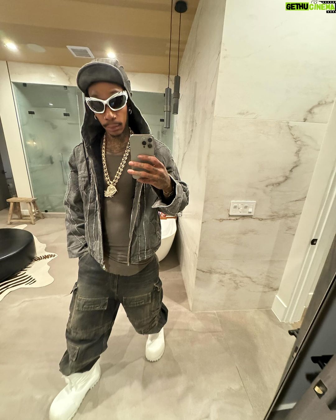 Wiz Khalifa Instagram - Leavin y’all in the dust