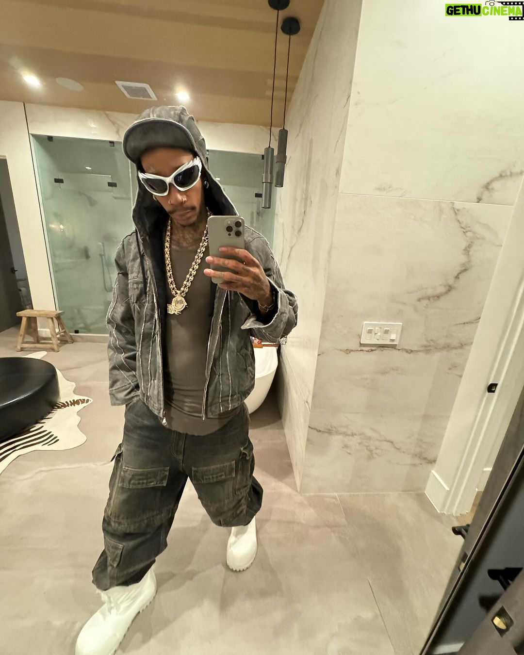 Wiz Khalifa Instagram - Leavin y’all in the dust