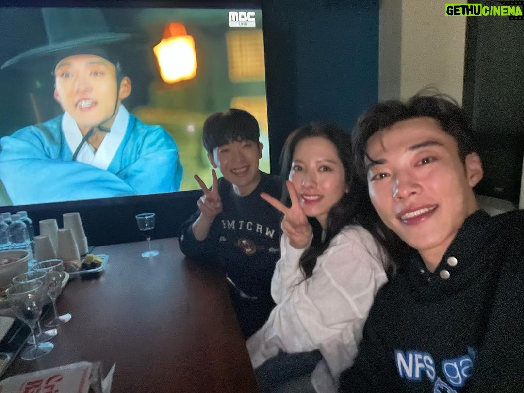 Woo Do-hwan Instagram - 가보자잇💪💪💪 너무 고생했어 모두 너무 고마웠어🤍🤍🤍