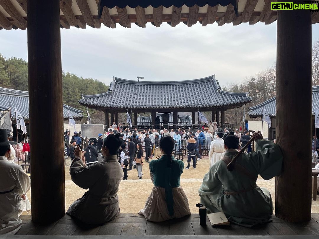 Woo Do-hwan Instagram - 오늘 변호 들어갑니다 9:50 한성부에서 만나요 무조건 승소합니다.