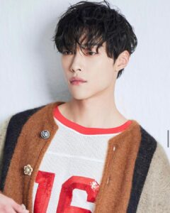 Woo Do-hwan Instagram - 일주일을...기다려야 한다니.........🥹🥹🥹