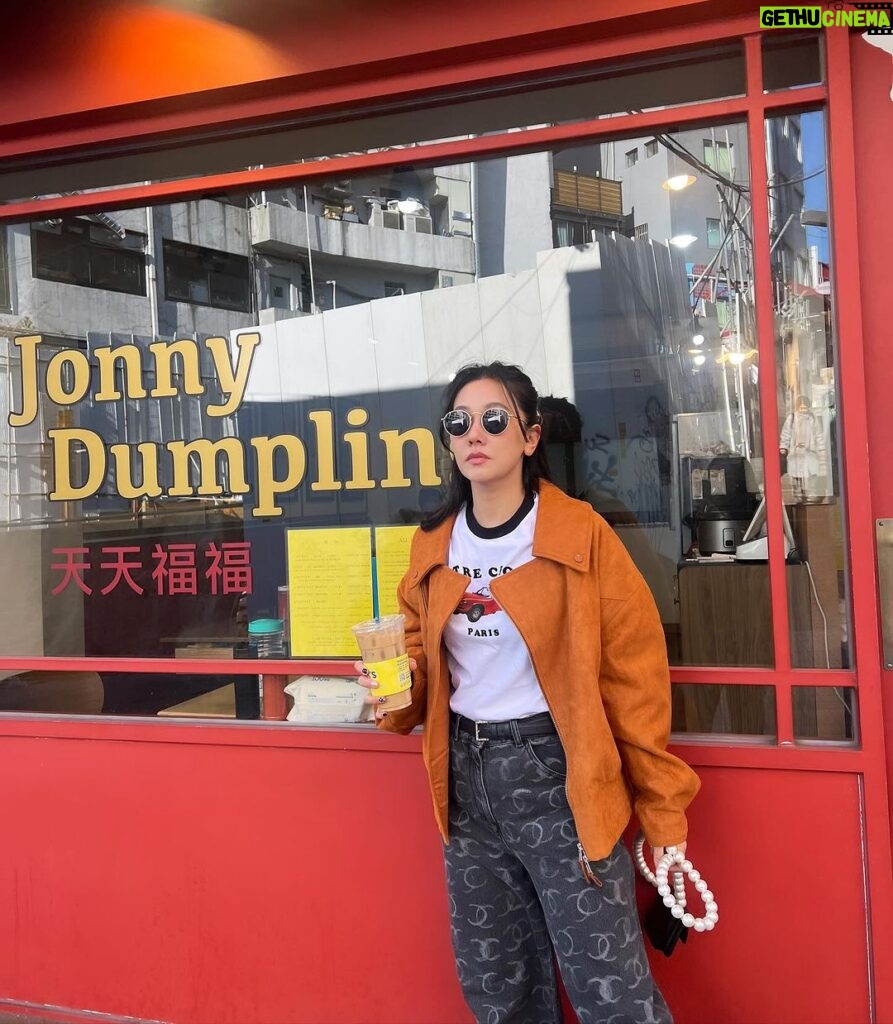 Woranuch Bhirombhakdi Instagram - Jonny Dumpling - 이태원 쟈니덤플링