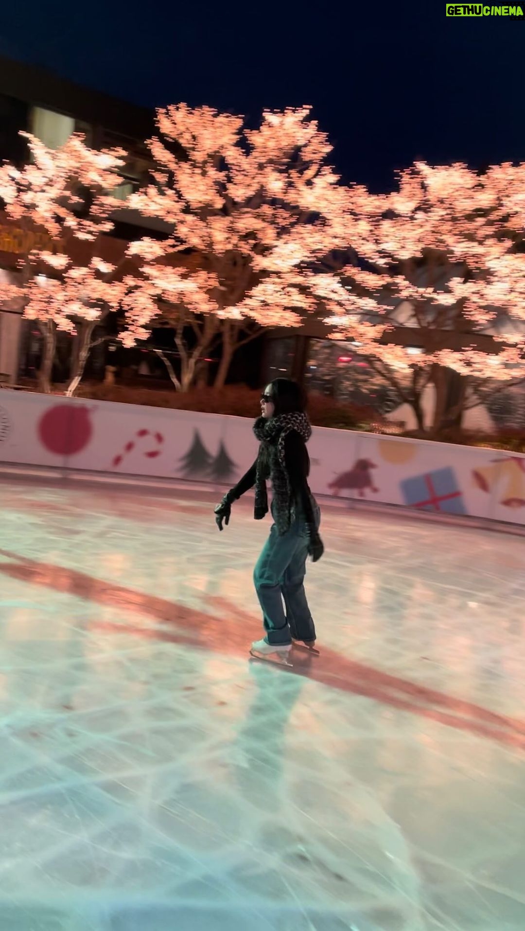 Woranuch Bhirombhakdi Instagram - Sister moon on ice 🌙 Grand Hyatt Seoul