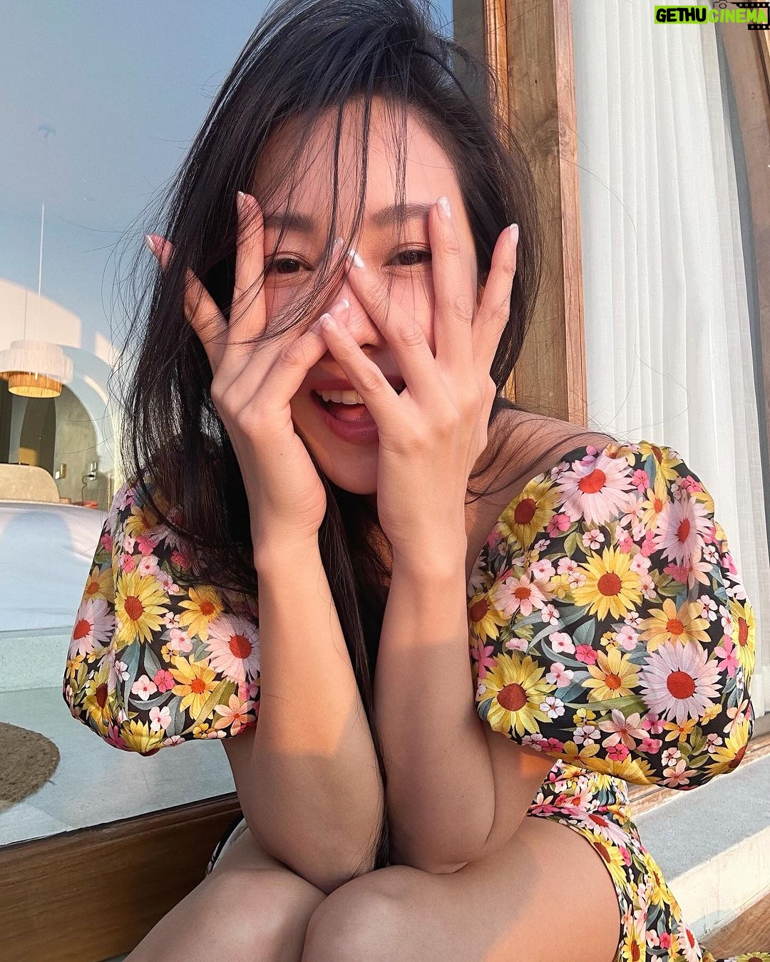 Woranuch Bhirombhakdi Instagram - ทำงัยดี … ปีนี้มะได้ไปเที่ยวไหนเบย 🤞🏻