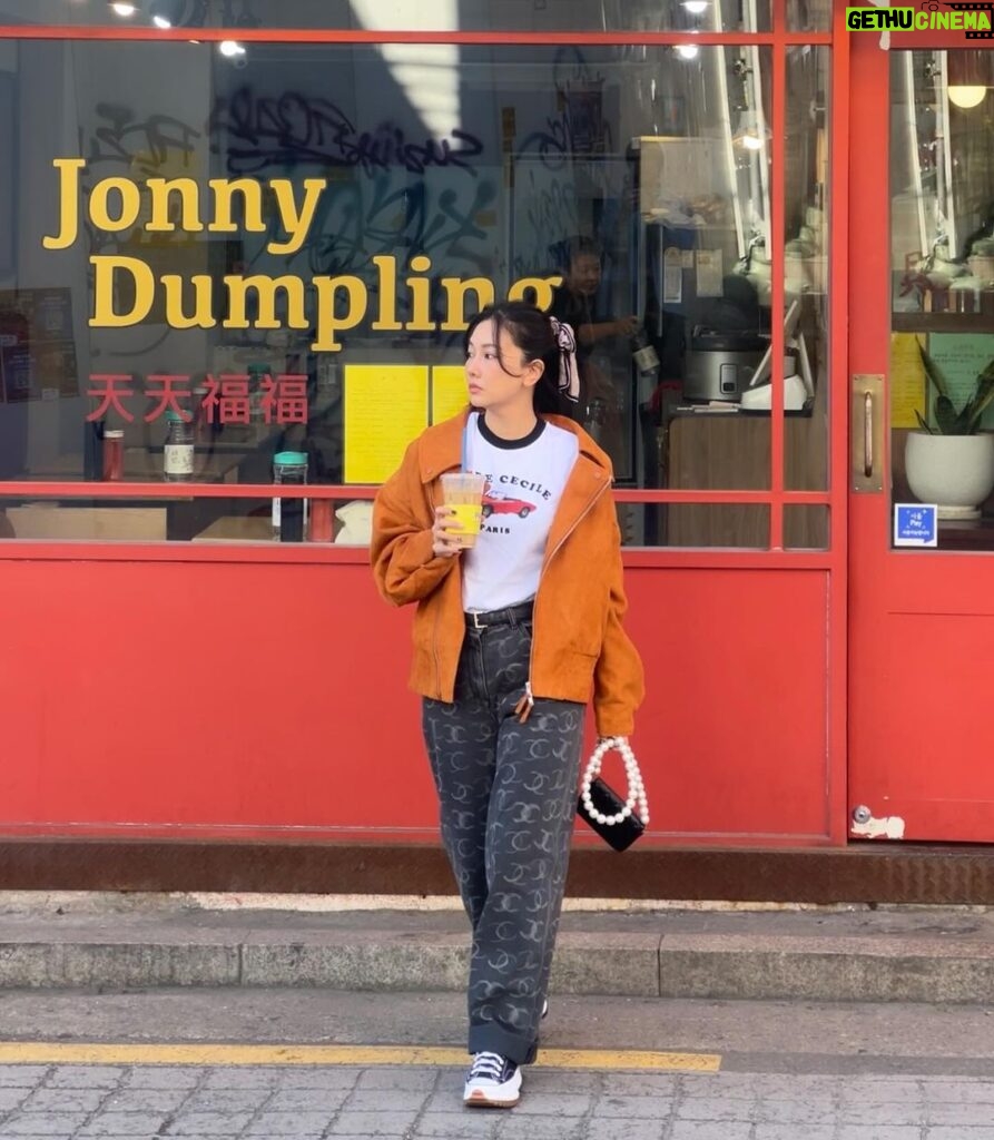 Woranuch Bhirombhakdi Instagram - Jonny Dumpling - 이태원 쟈니덤플링