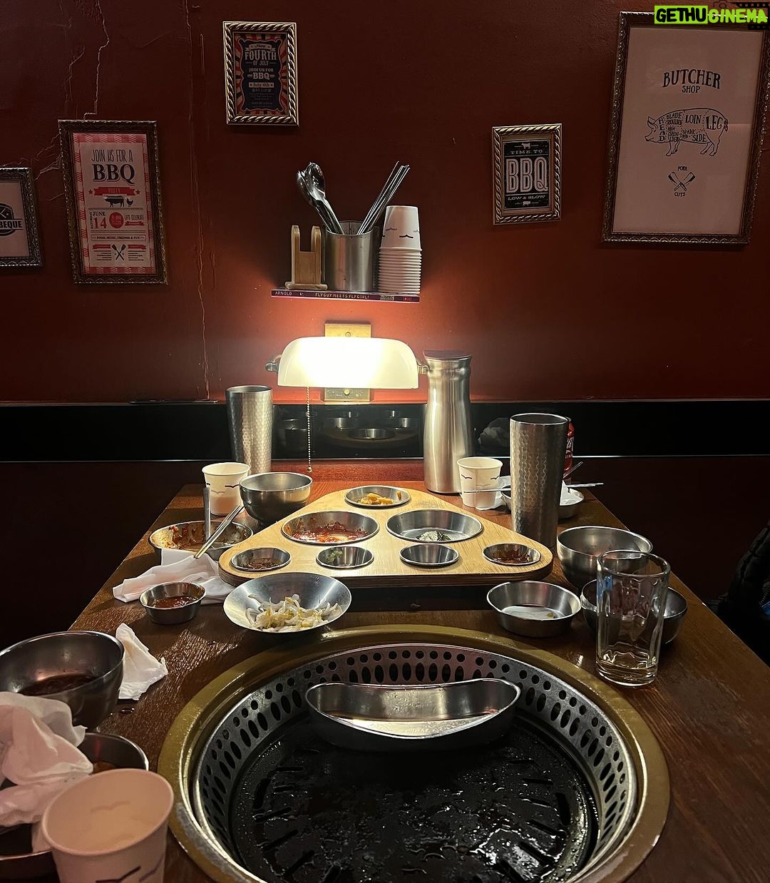 Woranuch Bhirombhakdi Instagram - λ§μμ΄μ π Pig Restaurant2 - λΌμ§λμ€ν λ λμ§Έ