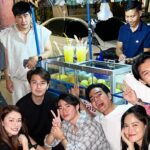 Worrachai Sirikongsuwan Instagram - HNY และ HBD ครับพี่ @poj_arnon6565 ตอนแรกพวกผมก็กะว่าจะเลี้ยงพี่ แต่คดีพลิก!!! 555 พี่เลี้ยงพวกผมซะงั้นน พวกผมก็เด็กดีซะด้วยเลยไม่อยากขัดใจผู้ใหญ่ เพราะเค้าบอกไม่ดี🤣 มีความสุขมากๆๆครับพี่ ♥️ Bangkok Metropolis, Thailand
