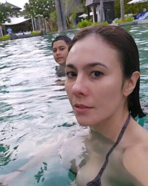 Wulan Guritno Instagram - Cheers to a beautiful life 🤍
we had such a great time 
Creating wonderful memories
As always, at @sofitelbalinusadua