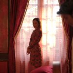 Wulan Guritno Instagram - Mba Rahayu ucapkan TERIMA KASIH buat antusias 213.464 Yang sudah menonton @filmtrinil 🤍 Yang belom ke bioskop yuk temenin mba Ayu mencari tubuhnya 👻 Yang gak ke bioskop aku samperin ya pas tidur dalam bentuk yg di slide - 4 👻👻 #filmtrinil #KembalikanTubuhku #baleknogembungku