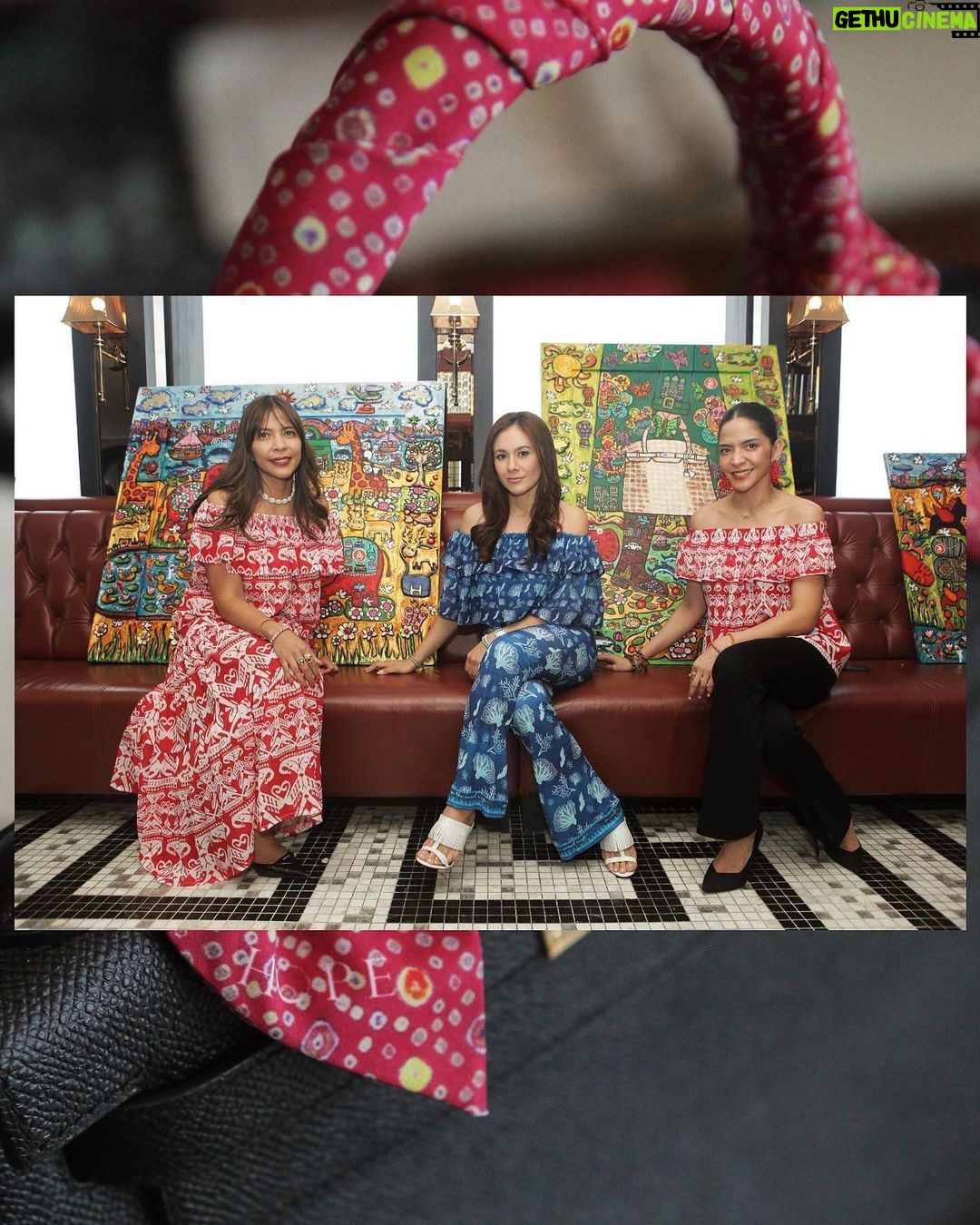 Wulan Guritno Instagram - Gelang Harapan x Belle & Kate Gelang Harapan berkolaborasi dengan Belle & Kate, yang didukung Ghea Resort, telah mengadakan charity auction yang mana sebagian hasil dari lelang tersebut akan didonasikan untuk kebutuhan renovasi Rumah Singgah Raditha Onkora untuk pasien kanker rujukan BPJS dari seluruh Indonesia yang sedang melakukan pengobatan di RSCM bagian Radioterapi. Terima kasih kepada seluruh host, muse, undangan, dan semua pihak yang telah mendukung kami. #ROOMtogiveback #WarriorOfHope #RoomOfHope #HouseOfHope