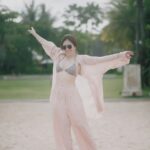 Wulan Guritno Instagram - Happy sunday 🤍 📸 @agus.devayana Bali