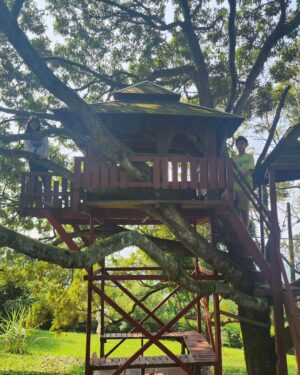 Wulan Guritno Instagram - relaxing right at @mountview_cigombong_villa
90 minute escape from jakarta
