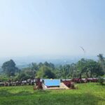 Wulan Guritno Instagram - relaxing right at @mountview_cigombong_villa 90 minute escape from jakarta