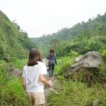 Wulan Guritno Instagram - Bentar yaa,.. mau keliling sawah naik Pedati trus nyemplung di sungai duluuu..... thank you @tegsaadventure yang udah aturin ini semua Gunung Merapi, Kaliurang, Jogja..