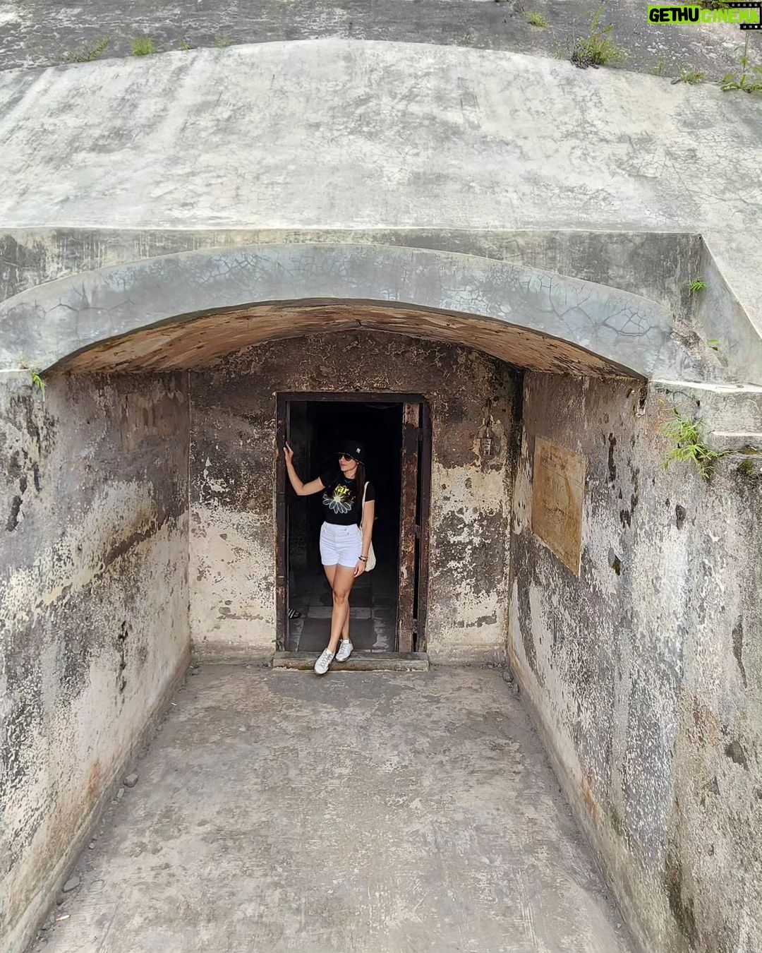 Wulan Guritno Instagram - menandai 3 minggu sudah di Jogjakarta.. dapet cabor baru.. shooting - kuliner - nature - historic places - tidur - repeat .. Special Region of Yogyakarta