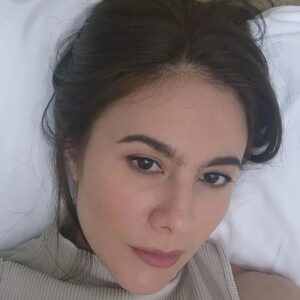 Wulan Guritno Instagram - 12 hari sudah.. and still a long way to go..