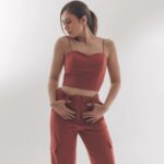 Wulan Guritno Instagram – YOUR WAIT IS OVER 
Sissae X Wulan Guritno

Classic-meets-chic that will do the talking in showing your admirable, independent side brought to you by #WulanforSISSAE 

There are occasions when preppy outfits feel too much, yet casual outfits are not enough. #WulanforSISSAE new collection is versatile with a pinch of posh for many many occasions, including the in-betweens.

EXCLUSIVE LAUNCHING ( LINK IN  BIO )
Get cash back up to 1 juta rupiah & free shipping.