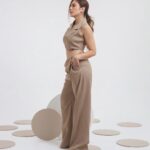 Wulan Guritno Instagram – YOUR WAIT IS OVER
Sissae X Wulan Guritno
Classic-meets-chic that will do the talking in showing your admirable, independent side brought to you by #WulanforSISSAE
There are occasions when preppy outfits feel too much, yet casual outfits are not enough. #WulanforSISSAE new collection is versatile with a pinch of posh for many many occasions, including the in-betweens.
EXCLUSIVE LAUNCHING ( LINK IN BIO )
Get cash back up to 1 juta rupiah & free shipping.