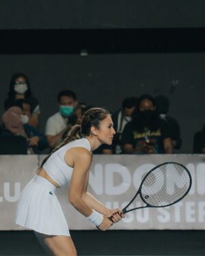 Wulan Guritno Instagram - pengalaman luar biasa 💫

#TIBATIBATENIS