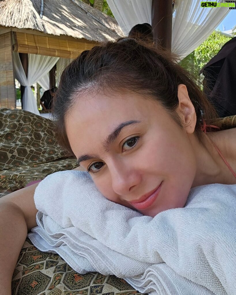 Wulan Guritno Instagram - Had the most relaxing time here at @sofitelbalinusadua Cant wait to come back! Nusa Dua, Bali