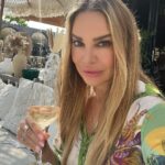 Xenia Seeberg Instagram - I love this beach club and the beautiful hotel. Feels so warm and inviting… I should stay for a few nights. #dubai #staycation #jumeirah Al Qasr Hotel, Madinat Jumeirah