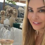 Xenia Seeberg Instagram - I love this beach club and the beautiful hotel. Feels so warm and inviting… I should stay for a few nights. #dubai #staycation #jumeirah Al Qasr Hotel, Madinat Jumeirah