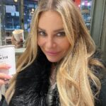 Xenia Seeberg Instagram - Erst mal ein Café au lait und Croissant. Muss sein. First let‘s have a café au lait and a pre X-mas croissant. It’s a must in Paris. Save sugar free for another day. #paris #croissant #cafeaulait #iloveparis #painauxraisins Paris, France