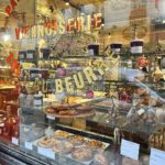 Xenia Seeberg Instagram – Erst mal ein Café au lait und Croissant. Muss sein. First let‘s have a café au lait and a pre X-mas croissant. It’s a must in Paris. Save sugar free for another day. 
#paris #croissant #cafeaulait 
#iloveparis #painauxraisins Paris, France