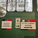 Xenia Seeberg Instagram - New York Impressionen. Ich liebe es zu fotografieren. Und nein ich meine keine Selfies sondern Situationen und Eindrücke auf meinen Reisen festzuhalten. Was meint ihr? NY impressions. I love taking pictures and nope I’m not talking about selfies but situations on my many journeys in various cities and places. What are your thoughts? Times Square