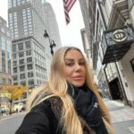 Xenia Seeberg Instagram - New York Impressionen. Ich liebe es zu fotografieren. Und nein ich meine keine Selfies sondern Situationen und Eindrücke auf meinen Reisen festzuhalten. Was meint ihr? NY impressions. I love taking pictures and nope I’m not talking about selfies but situations on my many journeys in various cities and places. What are your thoughts? Times Square
