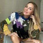 Xenia Seeberg Instagram - Pitstop Berlin: Dicke Pullis eingepackt. Auf geht’s nach NY. Ich freue mich so alle meine Fans und Co Stars wiederzusehen. Falls ihr gerade noch nichts vorhabt, kommt flott mal vorbei …zur Wintercon science fiction convention. Picked up my big fat sweaters in Berlin. So now I’m ready for New York @nywintercon If you don’t have any other plans please come see me. If you have other plans already: just cancel! 😜 #nywinter #newyork #sciencefiction #scifi #scififantasy #scifimovies #lexx #xev #zev #convention Berlin, Germany