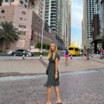 Xenia Seeberg Instagram - Sieht aus wie New York? Ist es aber nicht. Da werde ich allerdings in 3 Wochen mit meinen Lexx Co-stars bei der @nywintercon zu Gast sein. Looks like NYC? Well it’s not. But I will be there with my Lexx co-stars @ellendubinactor #michaelmcmanus #briandowney and @eva_habermann for @nywintercon in 3 weeks. Hope to see you all. Photos by my Mom 😻 #dubai #nyc #scifi #lexx #wintercon #convention #scificonvention #xev #zev #xevbellringer #autograph #bemyguest #comeseeme #comeback #sciencefiction Jumeirah Beach - Dubai, UAE