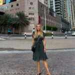 Xenia Seeberg Instagram – Sieht aus wie New York? Ist es aber nicht. Da werde ich allerdings in 3 Wochen mit meinen Lexx Co-stars bei der @nywintercon zu Gast sein. 
Looks like NYC? Well it’s not. But I will be there with my Lexx co-stars @ellendubinactor #michaelmcmanus #briandowney and @eva_habermann for @nywintercon in 3 weeks. Hope to see you all. Photos by my Mom 😻
#dubai #nyc #scifi #lexx #wintercon #convention #scificonvention #xev #zev #xevbellringer #autograph #bemyguest #comeseeme #comeback #sciencefiction Jumeirah Beach – Dubai, UAE