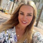 Xenia Seeberg Instagram - The city opened my mind: Ich hätte nicht gedacht, dass es mir hier so gut gefällt. Meine Einstellung war bislang eher neutral. Jetzt bin ich überrascht wie gut es sich anfühlt. I never thought I would like it this much. My attitude was rather neutral. And now that I am here, I am surprised about how it feels… #dubai #downtown #burjkhalifa #openmind #openminded #theworldisyours #enjoythemoment #enjoythelittlethings #liveyourlife #theworldischanging Burj Khalifa,Dubai,U.A.E