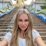 Xenia Seeberg Instagram - Buddha‘s teachings and blessings to the world are sure needed at times like this. Makes you wonder: why does mankind have such difficulties to learn and get wiser? How come we are still so limited in our comprehension of a bigger universal picture? #blessings #goldenbuddha #sayaprayer #olderbutnotwiser #humannature #soulawakening #soulgrowth #soulguidance BIG Buddha Temple at Koh Samui