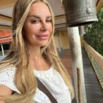 Xenia Seeberg Instagram - Buddha‘s teachings and blessings to the world are sure needed at times like this. Makes you wonder: why does mankind have such difficulties to learn and get wiser? How come we are still so limited in our comprehension of a bigger universal picture? #blessings #goldenbuddha #sayaprayer #olderbutnotwiser #humannature #soulawakening #soulgrowth #soulguidance BIG Buddha Temple at Koh Samui