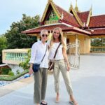 Xenia Seeberg Instagram - Glücklich zurück in Thailand mit meiner Mama und Phili. Heute besuchen wir den Golden Buddha. Happy to be back in Thailand with my Mom and Phili for a few weeks … Do you think we look much alike? #kohsamui #thailand #familytime #familyfirst #familygoals #motheranddaughter #bestager #bestagermodel #50plusandfabulous #70plusandfabulous BIG Buddha Temple at Koh Samui