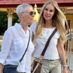 Xenia Seeberg Instagram - Glücklich zurück in Thailand mit meiner Mama und Phili. Heute besuchen wir den Golden Buddha. Happy to be back in Thailand with my Mom and Phili for a few weeks … Do you think we look much alike? #kohsamui #thailand #familytime #familyfirst #familygoals #motheranddaughter #bestager #bestagermodel #50plusandfabulous #70plusandfabulous BIG Buddha Temple at Koh Samui