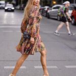 Xenia Seeberg Instagram - Fashion Week in Mailand. Marathon in Berlin. Ich nehm die high heels. Immer flott über den grüne Ampel Laufsteg. Shooting für Fate mit Franziska Krug von @streetstyleshooters. Fashion Week Milan- Berlin Marathon. I just take the high heels to run up and down the crosswalk. Shooting for Fate Kastrati. @fatekastrati Hair by @lady_______boss #silkdress #designerdress #berlin #bestagermodel #50plusandfabulous #streetstylelook #streetstyleshooters #highheels #werbung #ad Berlin, Germany