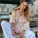 Xenia Seeberg Instagram - Dünnes Stöffchen. Bei Temperatur Sturz und Regenschauern nicht die beste Wahl. Nach heißen 31°C auch im September etwas unerwartet. Light organza fabric. Not the best choice for today’s drastic temperature drop and rain showers. Just a little unexpected after yesterday’s hot summer delight. summerneverends #latesummer #september #pastel #pastelaesthetic #pastelcolors #neverendingsummer #justme #unedited #bestager #bestagermodel #50plusandfabulous #nofilter #enjoythemoment #enjoythelittlethings Berlin, Germany