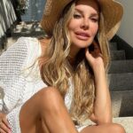Xenia Seeberg Instagram - X-Beine! Wer bietet ein O? Ahhhhh was für eine Ruhe hier draußen vor den Toren der großen Stadt… hab die Sonnenbrille vergessen aber genieße den Traum- Garten meiner Freundin Nathalie @nkomaromy. Was macht ihr dieses Wochenende? #summervibes #backyard #enjoylife #enjoythelittlethings #enjoythemoment #weekendvibes #berlinberlin Lichterfelde, Berlin, Germany