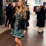 Xenia Seeberg Instagram - Art Week Berlin. Gestern Abend die Vernissage Art Werk by @knauprecords im Ewerk. Tolle Werke von @ellenvonunwerth @mikekraus_diespringer @sarahhidden u.a. Die exhibition ist noch bis heute Abend zu sehen. Dankeschön @gittasaxx @saxxpixx_photography für die schönen Fotos. Dankeschön für die Einladung @alejandra_mariposa_ #artweek #vernissage #artwerk #berlinartweek #ewerk #art #artisart #beinspired #impressed Ewerk Berlin