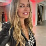 Xenia Seeberg Instagram - Altes Parkhaus wird hübsche Event location. Gestern Abend bei JBL jedenfalls war ich überrascht: die schrottige Kant Garage erstrahlt in neuem Glanz. Respekt. #kantgaragen #berlin #jbl #event #eventlocation #bauhaus #leatherjacket #bauhausdesign #stilwerk #leather Kant-Garagen