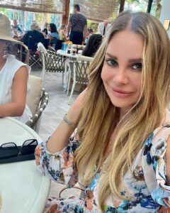 Xenia Seeberg Instagram - Always a nice atmosphere at the Dior Beachclub @nammos.dubai . For a Business lunch at the restaurant or enjoying time with friends at the beach for a cocktail. #dubai #nammosdubai #diorbeachdubai #lunchtime #enjoythelittlethings #enjoythemoment