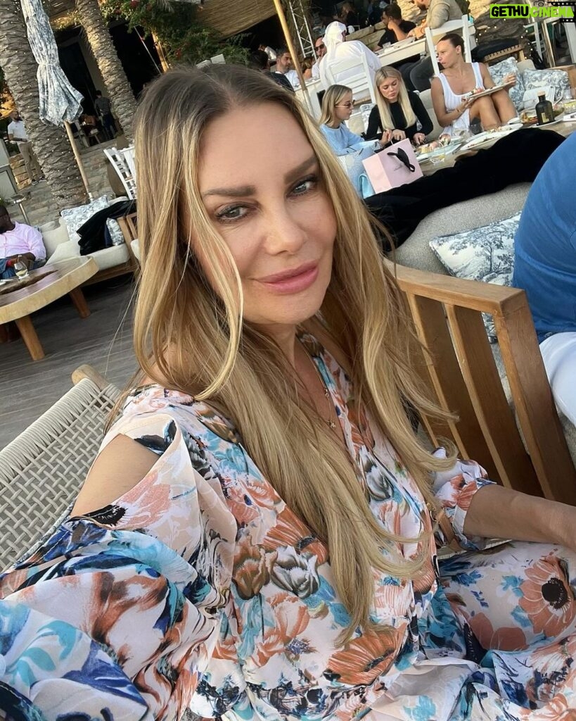 Xenia Seeberg Instagram - Always a nice atmosphere at the Dior Beachclub @nammos.dubai . For a Business lunch at the restaurant or enjoying time with friends at the beach for a cocktail. #dubai #nammosdubai #diorbeachdubai #lunchtime #enjoythelittlethings #enjoythemoment