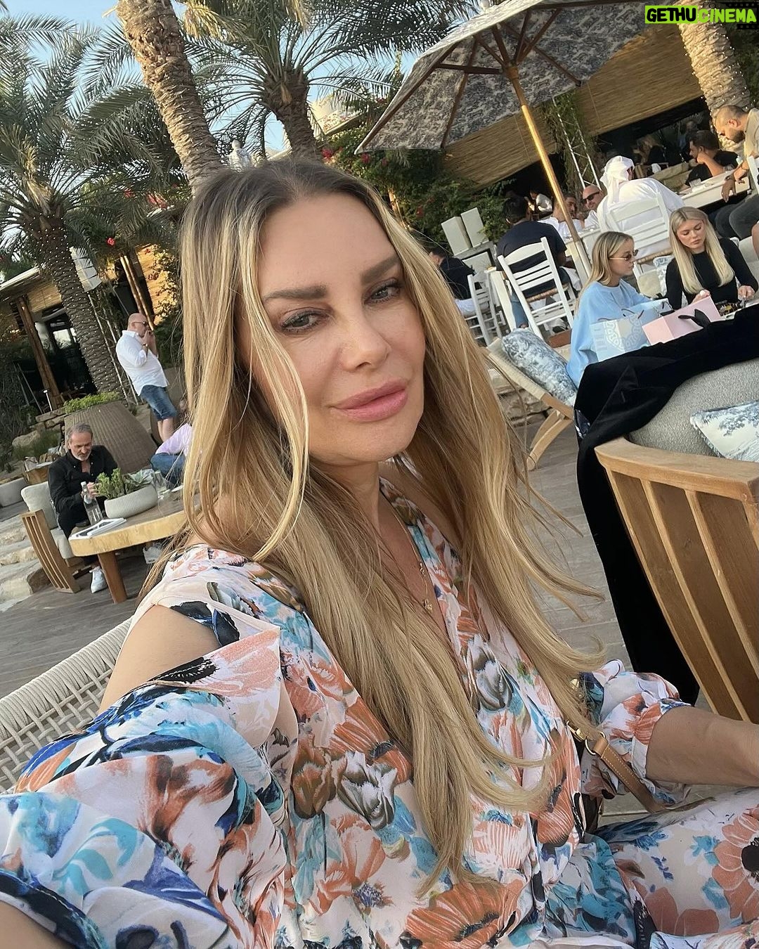 Xenia Seeberg Instagram - Always a nice atmosphere at the Dior Beachclub @nammos.dubai . For a Business lunch at the restaurant or enjoying time with friends at the beach for a cocktail. #dubai #nammosdubai #diorbeachdubai #lunchtime #enjoythelittlethings #enjoythemoment
