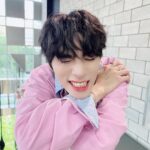 Xiaojun Instagram - En? Feeling better now？😊