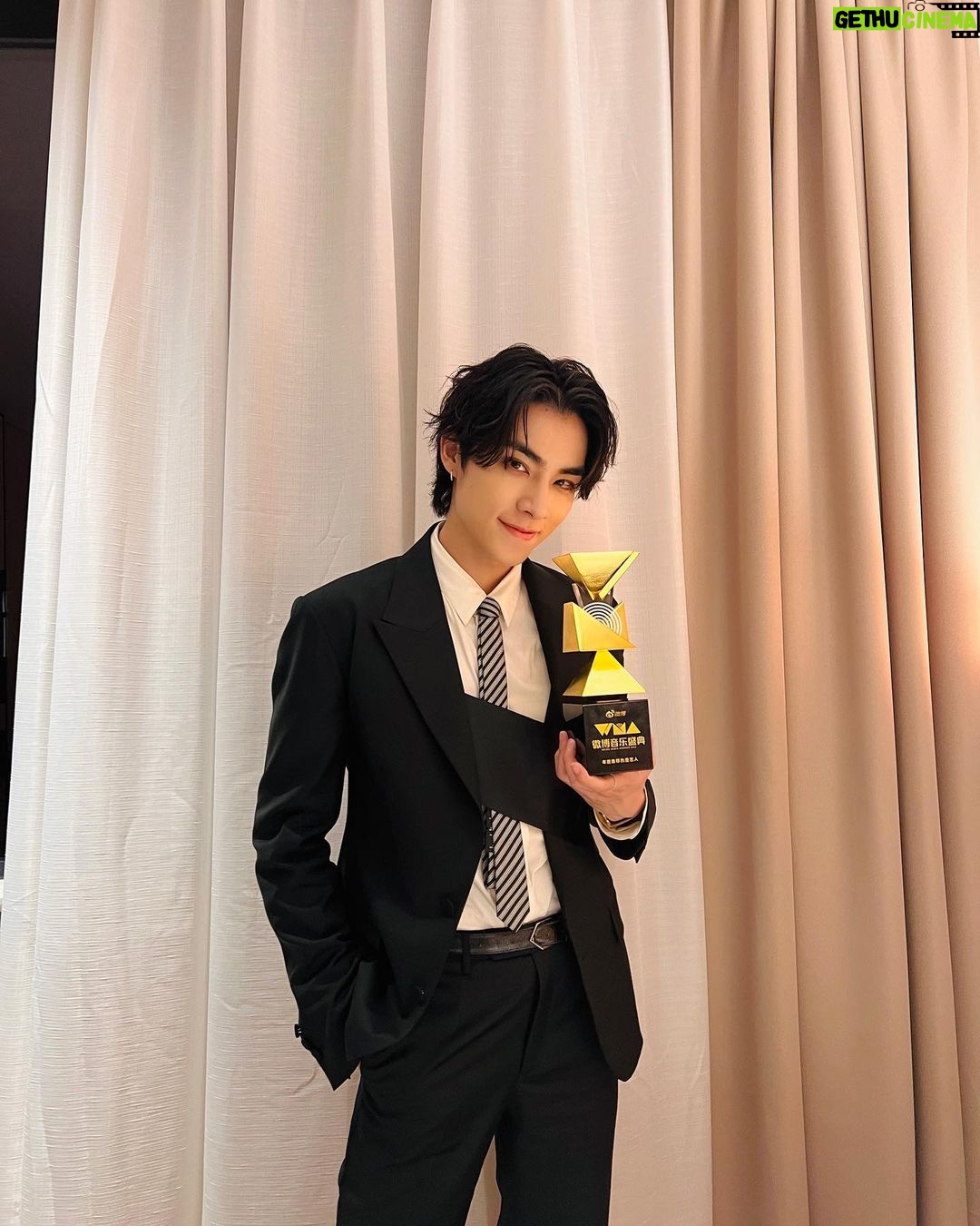 Xiaojun Instagram - πNew album is coming π