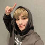 Xiaojun Instagram – selfies are coming😎